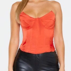 Pretty Little Thing - RED SATIN STRUCTURED BUST DETAIL CORSET TOP